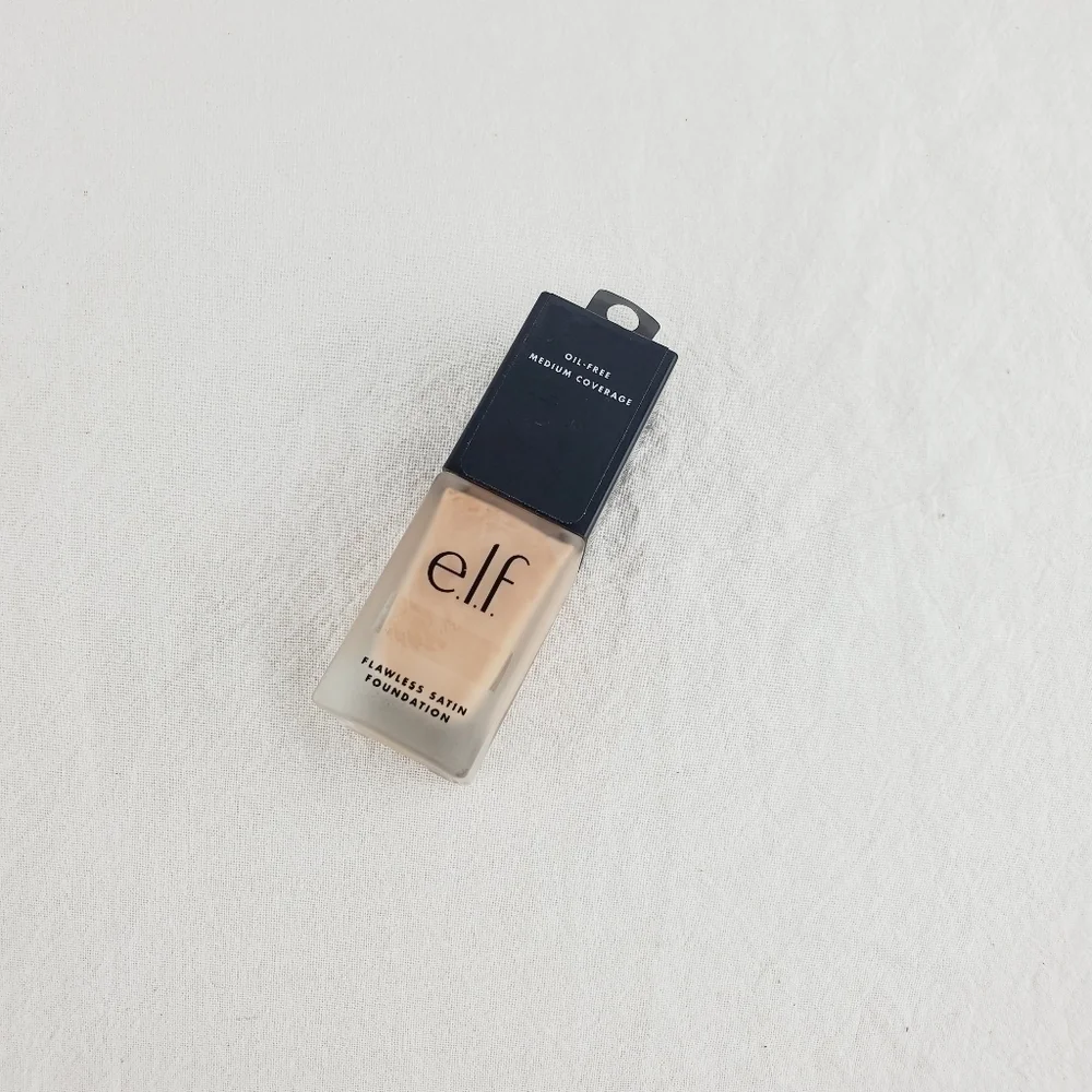 LAST ONE 🔥E.L.F flawless Satin foundation medium coverage